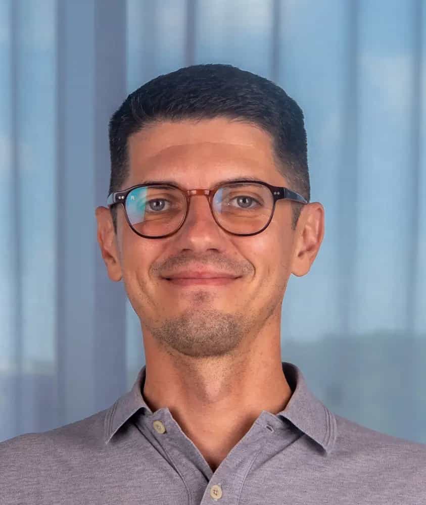 portrait_jaroslav.webp